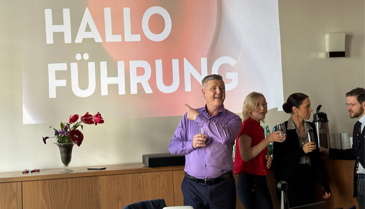 booking-Training image